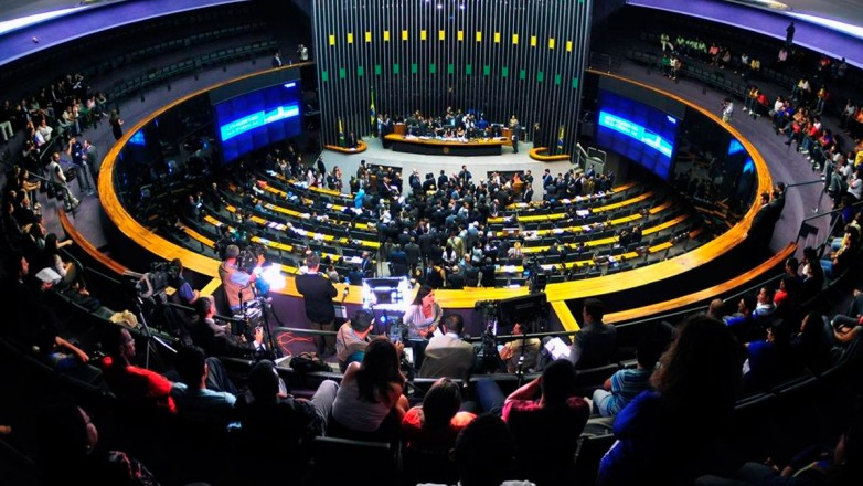 PEC 169 - Um Retrocesso para a Valorização da Educação e de seus Profissionais